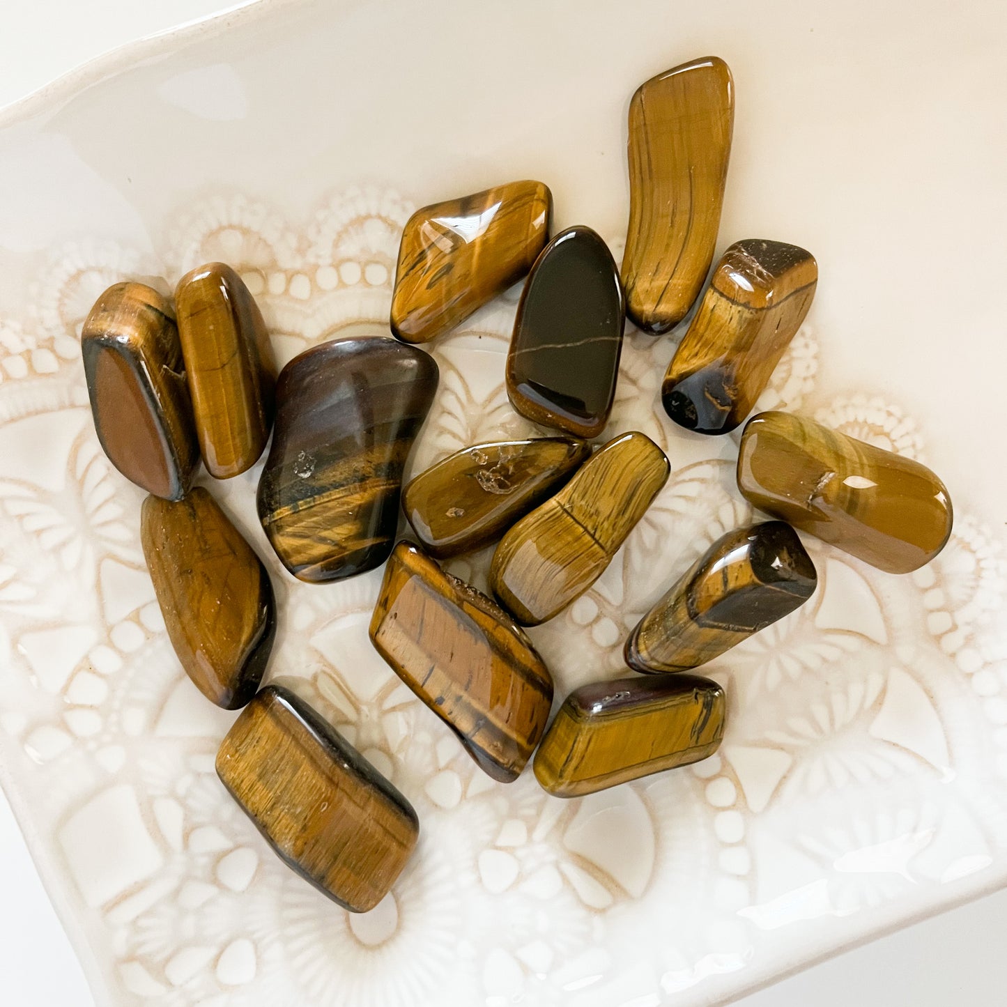 tigers eye crystals