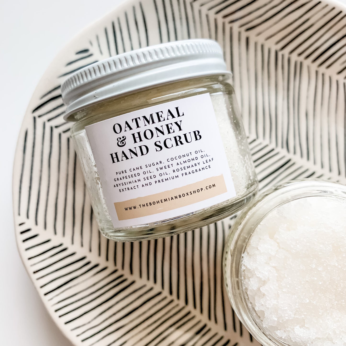 Oatmeal and Honey Hand Scrub for Soft and Beautiful Hands