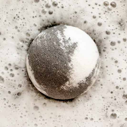 Stone Mountain Bath Bomb, grey and white 