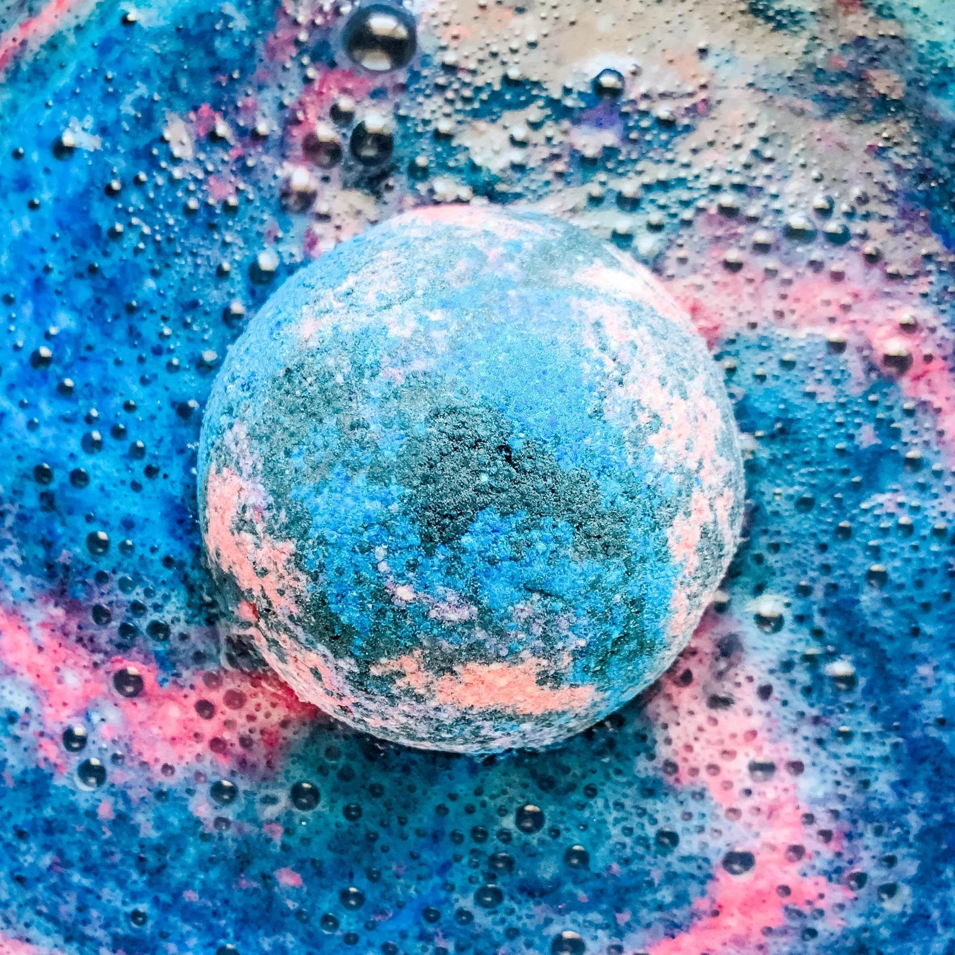 galaxy bath bomb